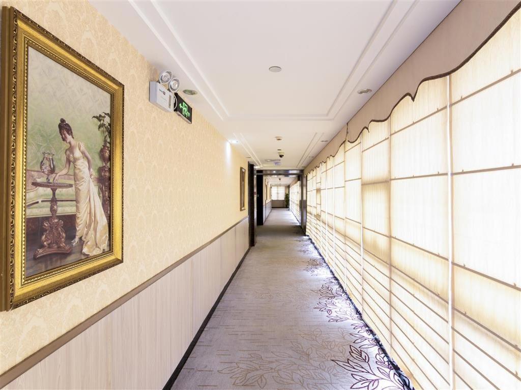 Vienna Hotel Zhanjiang Coast Avenue Esterno foto