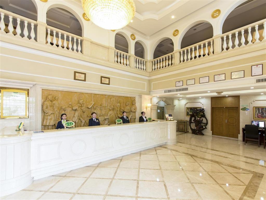 Vienna Hotel Zhanjiang Coast Avenue Esterno foto